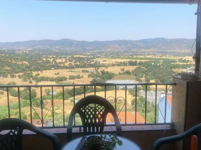Terrassa de Casa o xalet de lloguer en Aroche, Huelva