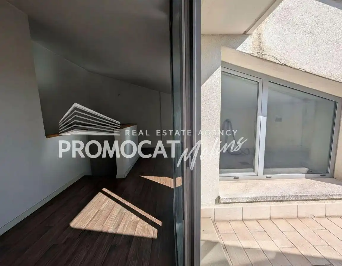 Terraza de Ático en venta en Molins de Rei con Aire acondicionado, Calefacción y Parquet