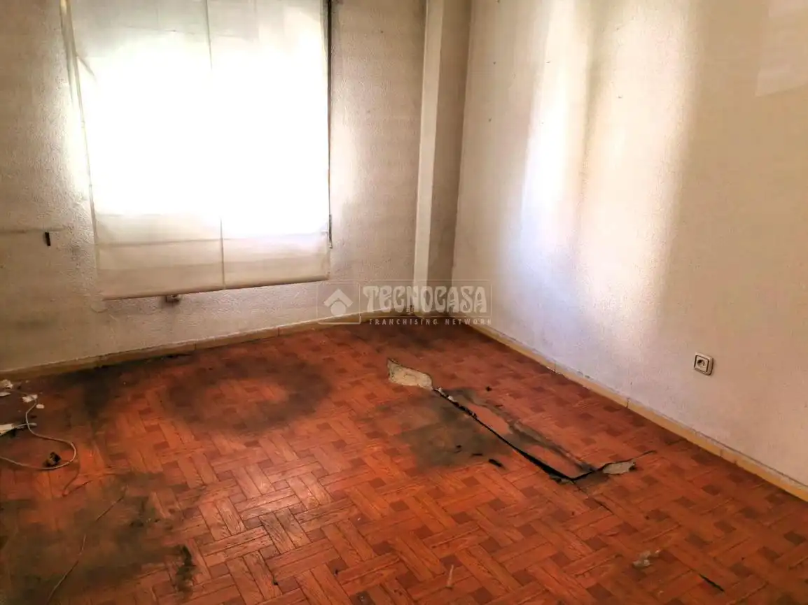 Habitación de Piso en venta en Móstoles con Calefacción y Terraza
