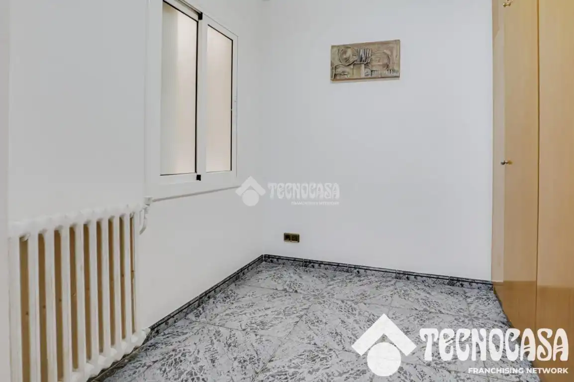 Habitación de Piso en venta en Viladecans con Aire acondicionado, Calefacción y Balcón