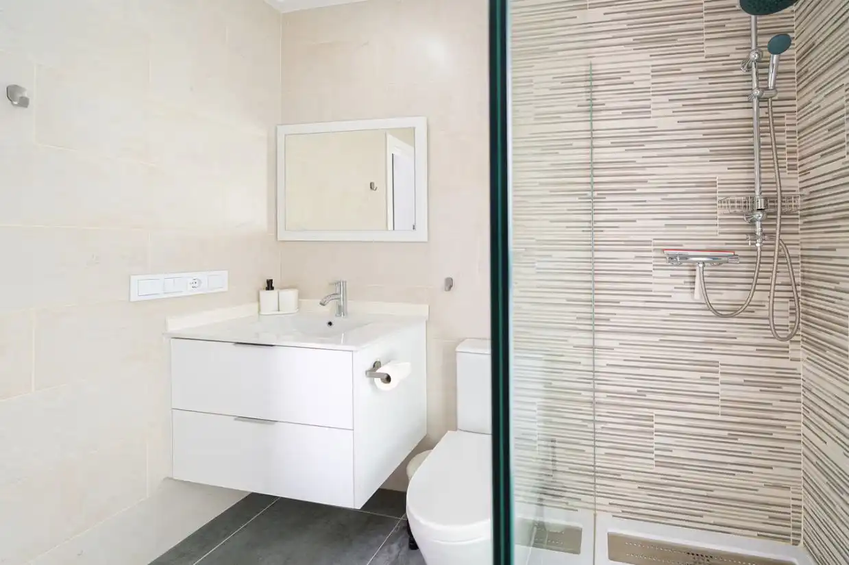 Bathroom of Houses for sale in El Puerto de Santa María