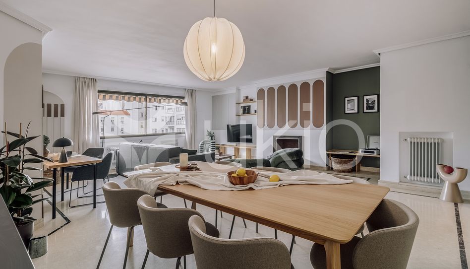 Apartamento de alquiler en Calle de Miguel Ángel, Almagro - Imagen 2