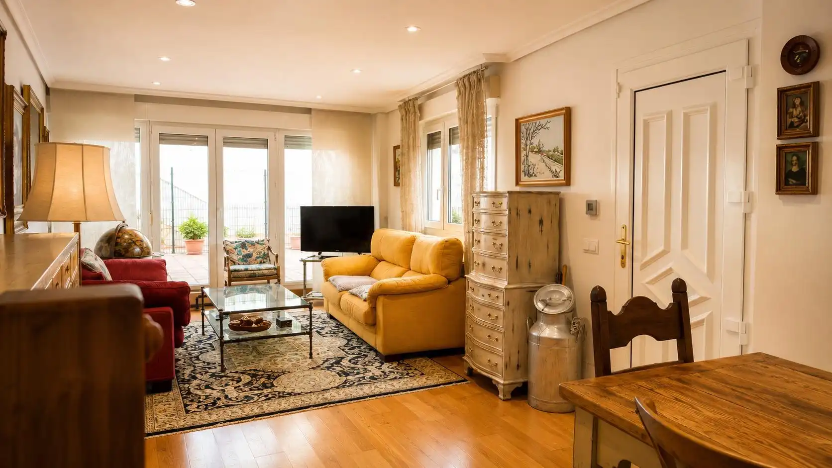 Sala de estar de Casa o chalet en venta en Comillas (Cantabria) con Calefacción, Terraza y Trastero