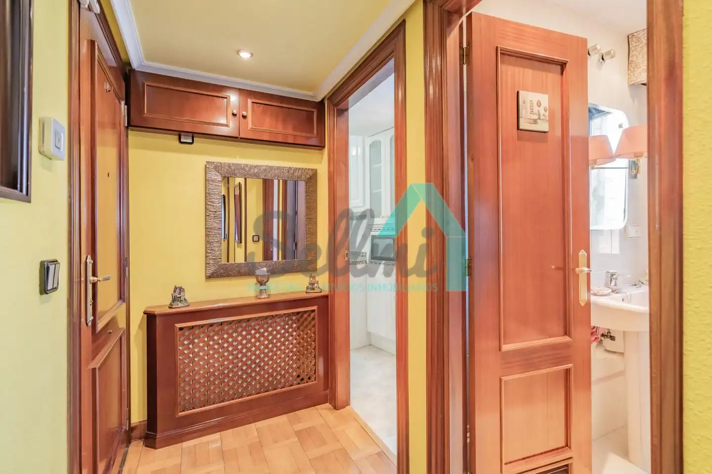 Dúplex de alquiler en Calle la Lila, Salesas - Foncalada - Campoamor