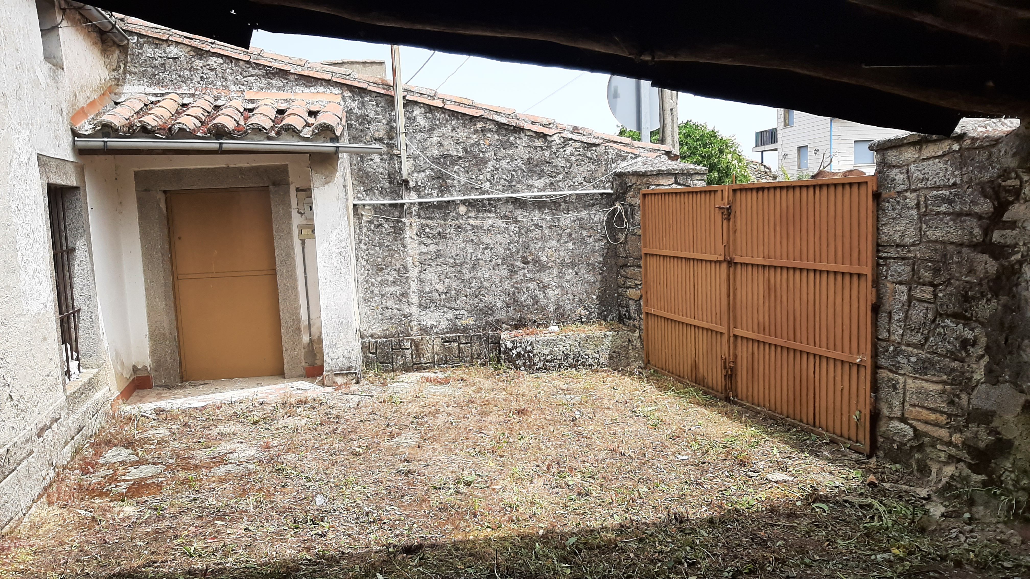 Casa adosada en venta en Calle del Teniente Luengo, Bermillo de Sayago