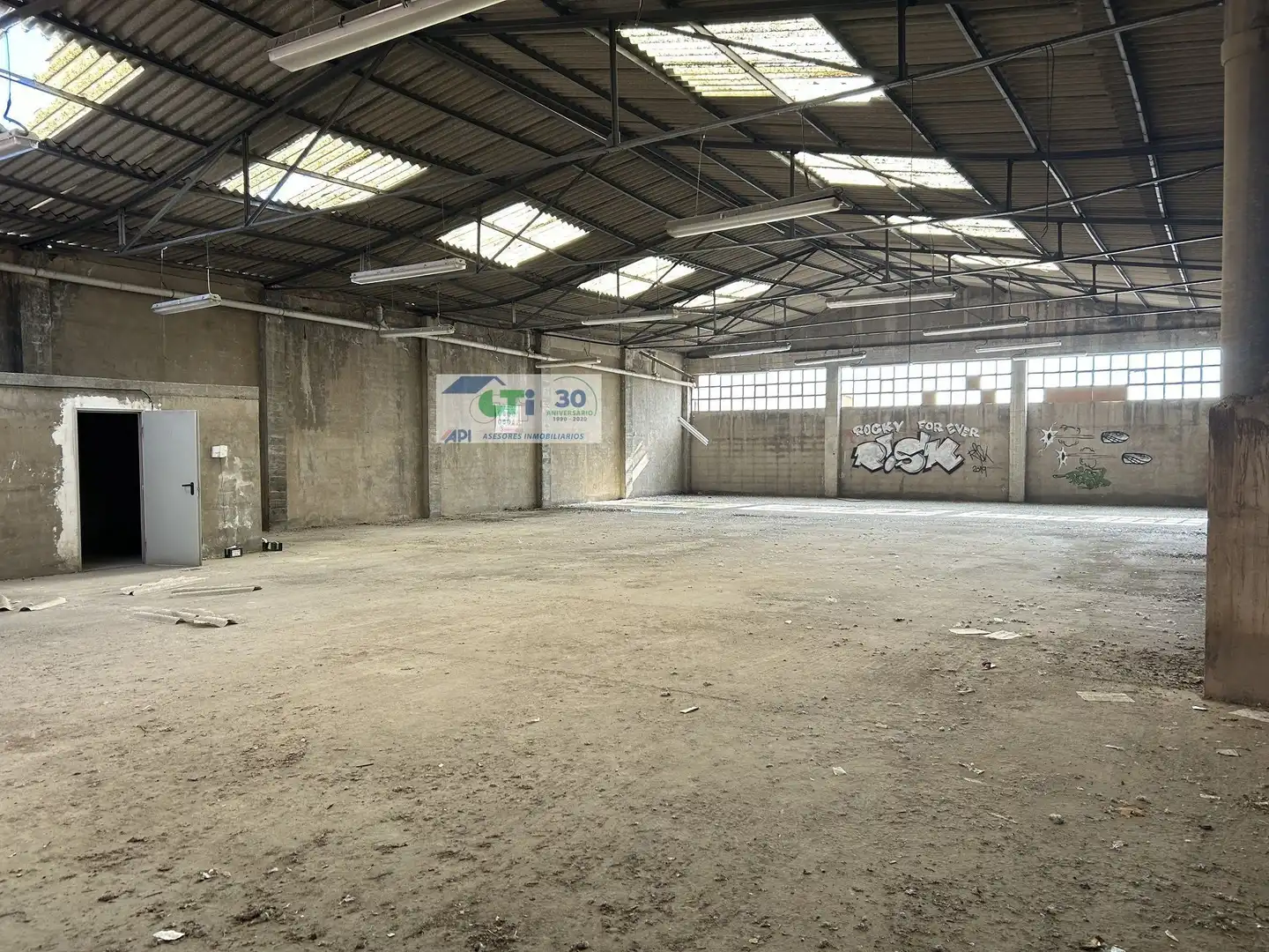 Nave industrial en venta en Cuarte de Huerva