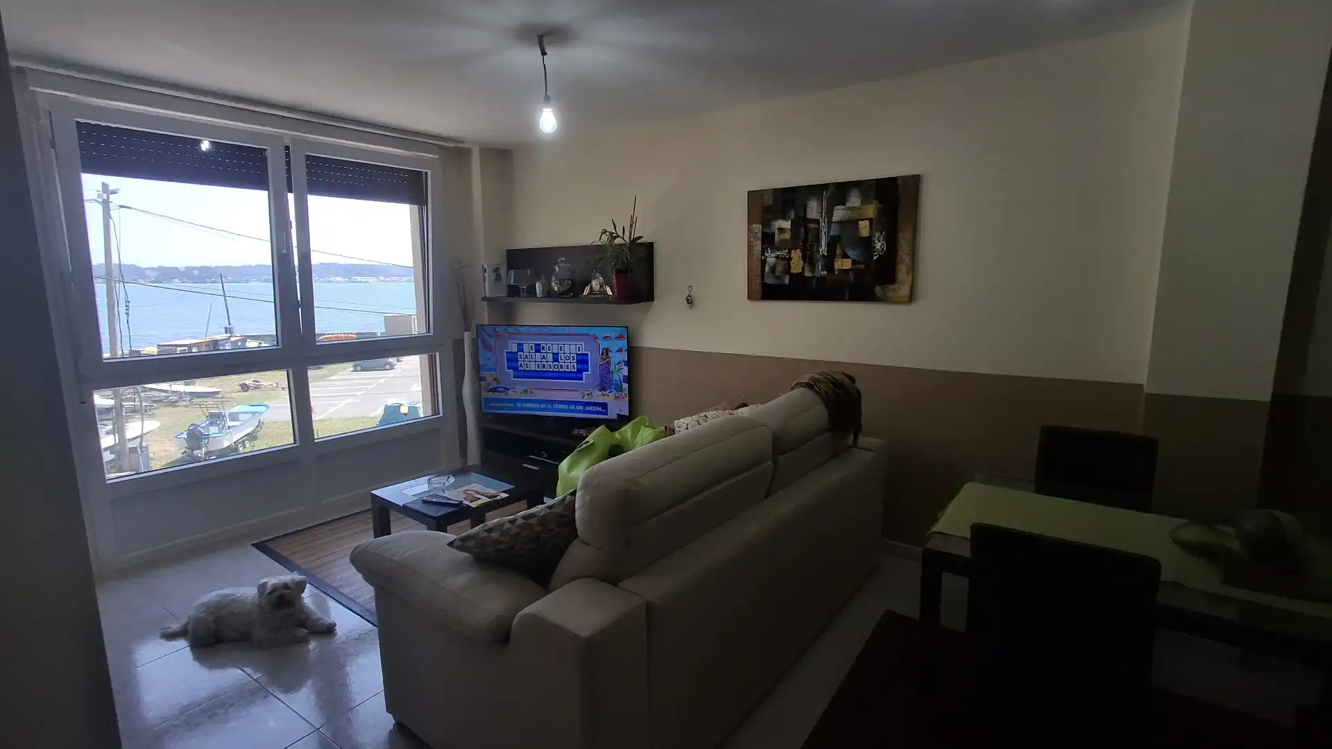 Sala d'estar de Pis en venda en Boiro amb Calefacció, Moblat i Forn