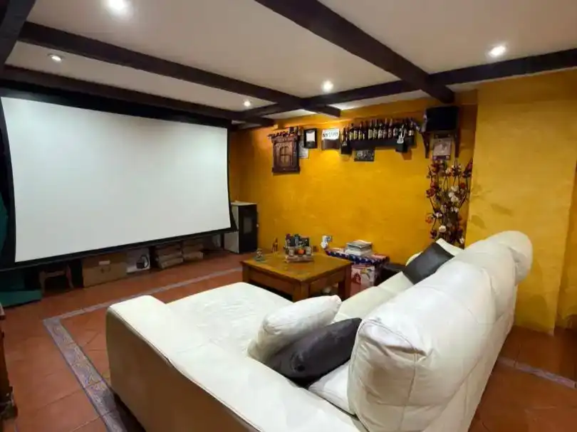 Piso en venta en Parla con Aire acondicionado, Piscina y Balcón