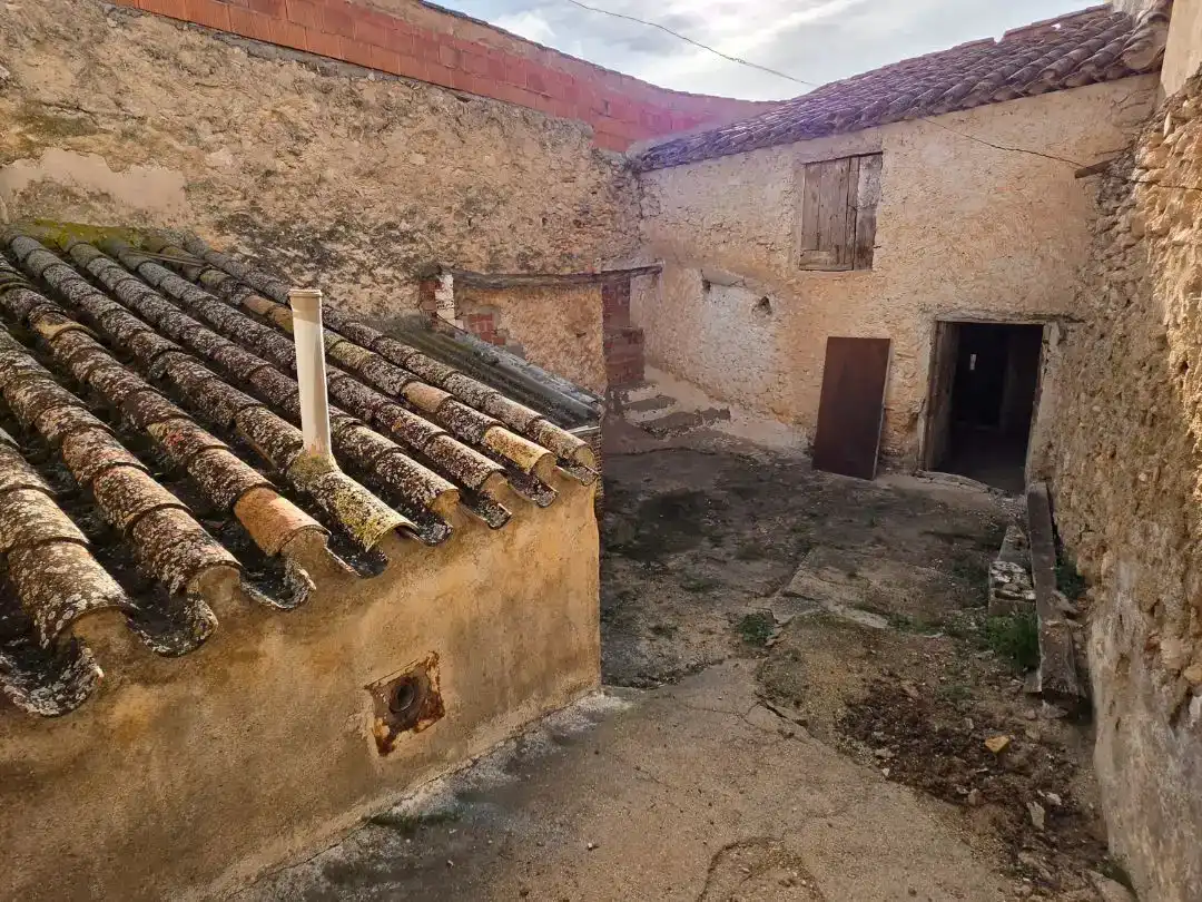 Vista exterior de Casa adosada en venda en Orce