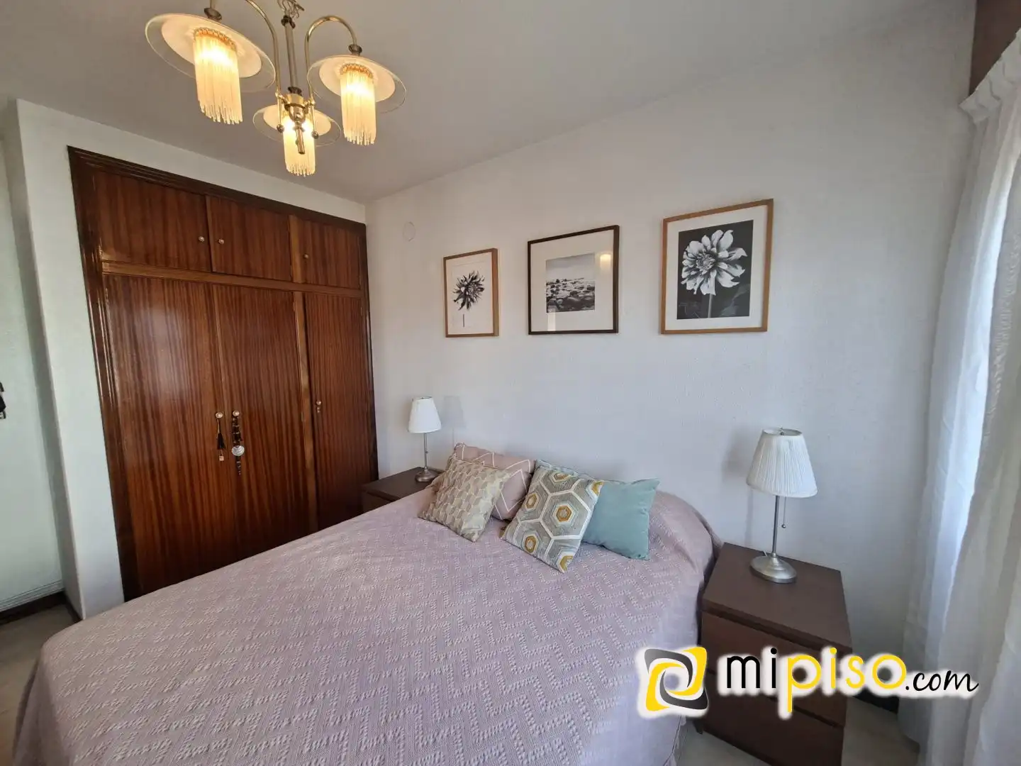 Bedroom of Flat for rent in Laredo  with Terrace and Furnished