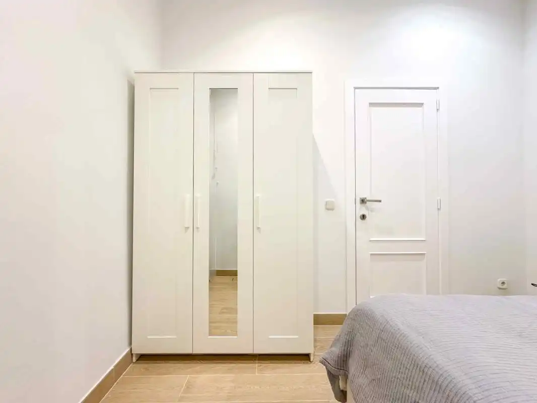 Habitación de Planta baja de alquiler en Madrid con Calefacción y Amueblado