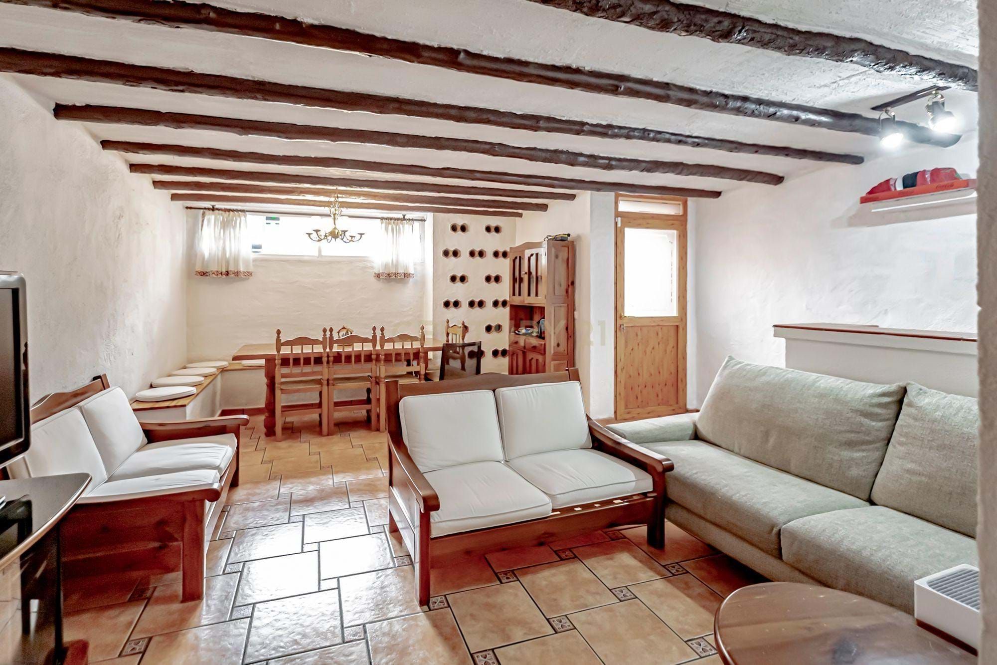 Sala d'estar de Casa o xalet en venda en Fuenlabrada amb Aire condicionat