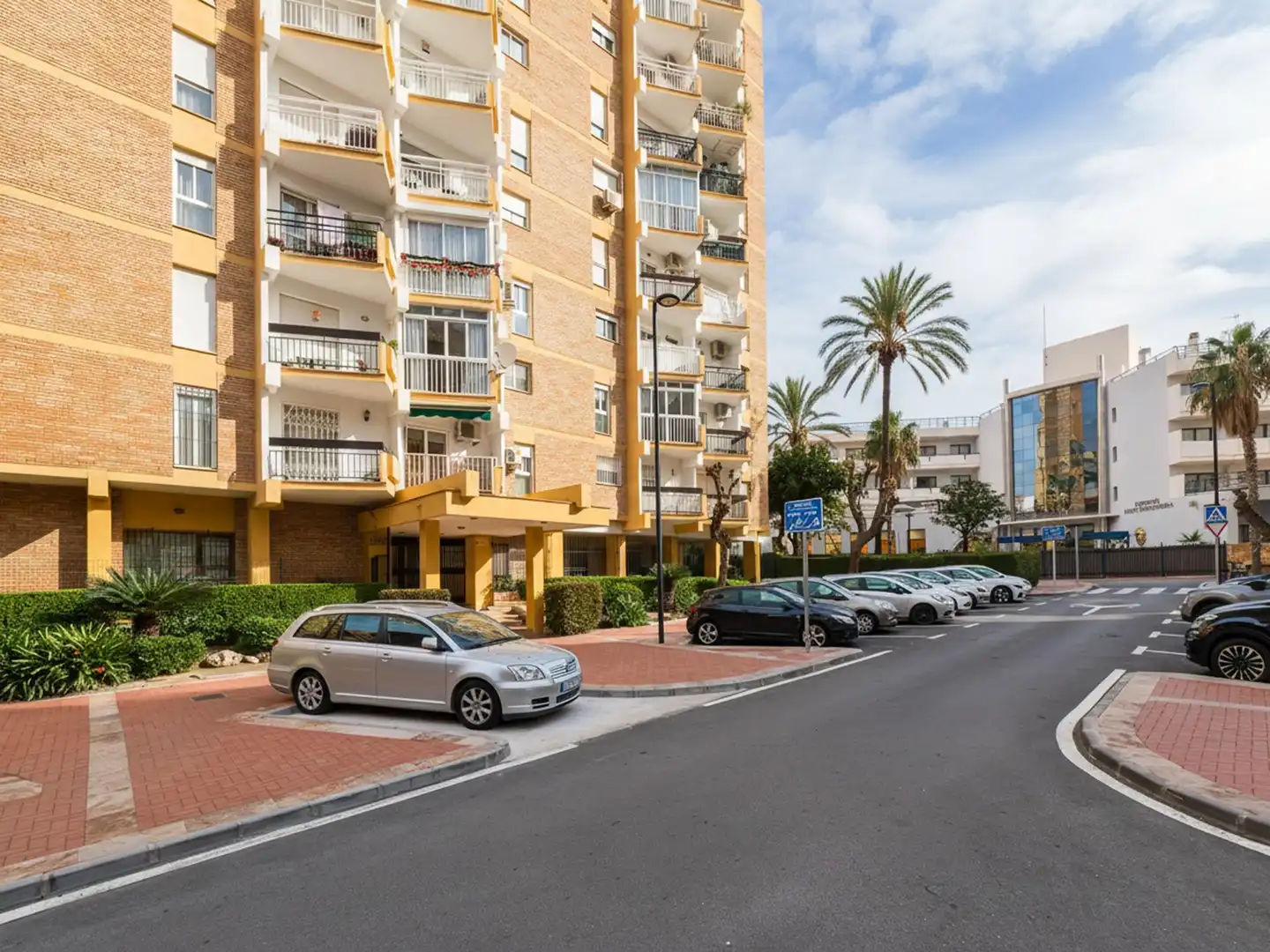 Vista exterior de Estudio en venta en Benalmádena con Terraza y Amueblado