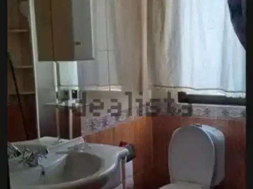 Bany de Pis en venda en Úbeda amb Aire condicionat