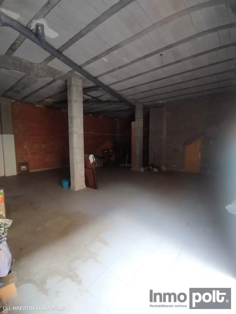 Business premises for sale in Calle Maestra Doña Pilar 30, imagen 2
