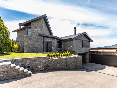 Vista exterior de Casa o xalet en venda en Prats i Sansor amb Terrassa i Balcó