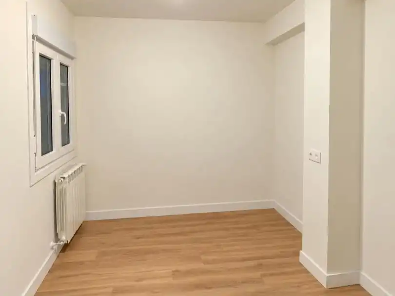 Piso en venta en Irun  con Terraza