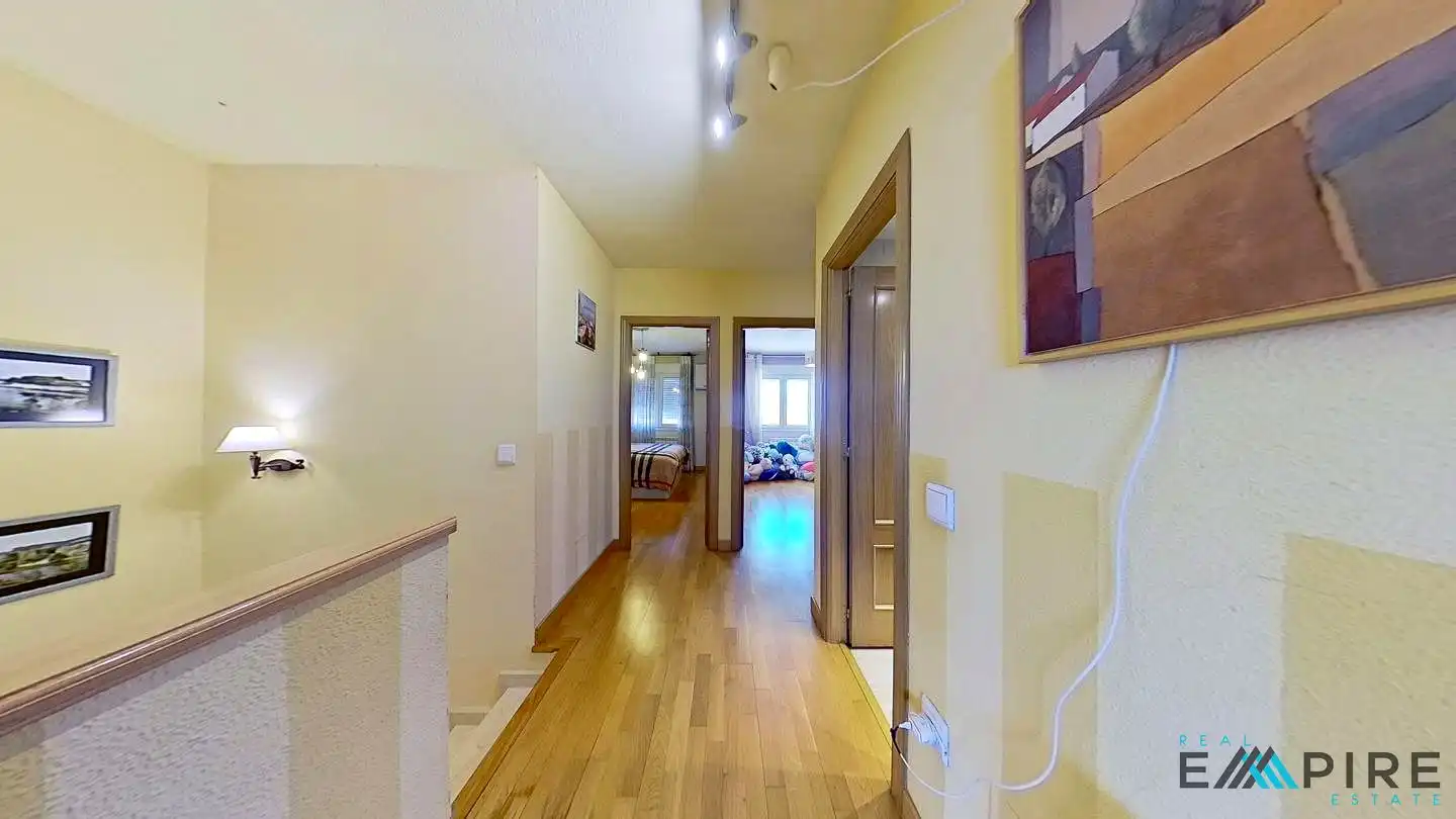 Casa adosada en venta en Valdemoro con Aire acondicionado, Calefacción y Amueblado