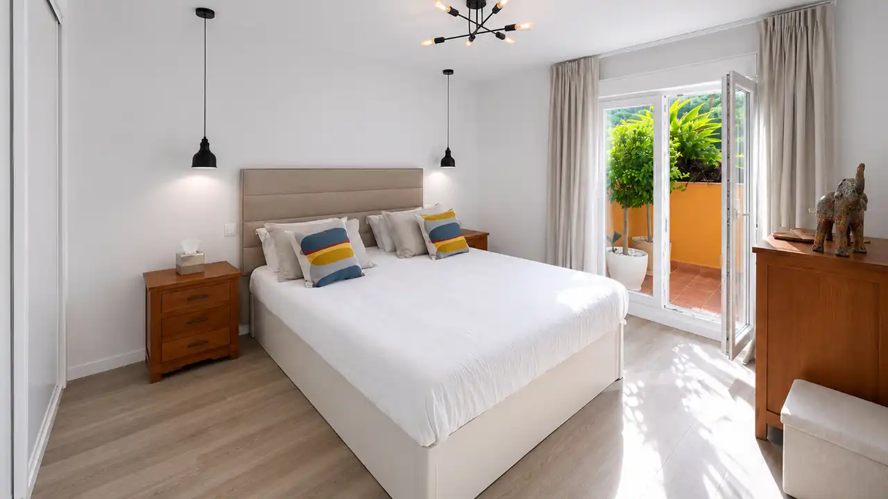 Dormitori de Àtic en venda en Marbella amb Aire condicionat, Calefacció i Terrassa