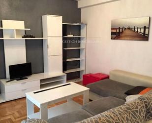 Living room of Flat to rent in Salamanca Capital  with Heating, Parquet flooring and Terrace