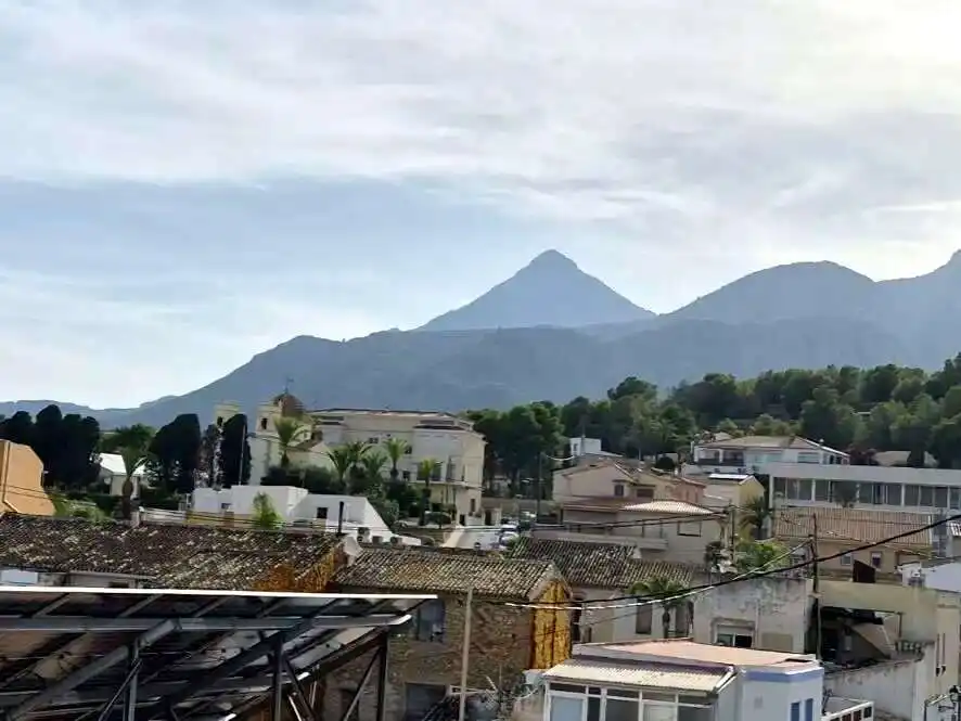 Piso con ascensor en venta en La Nucia Pueblo