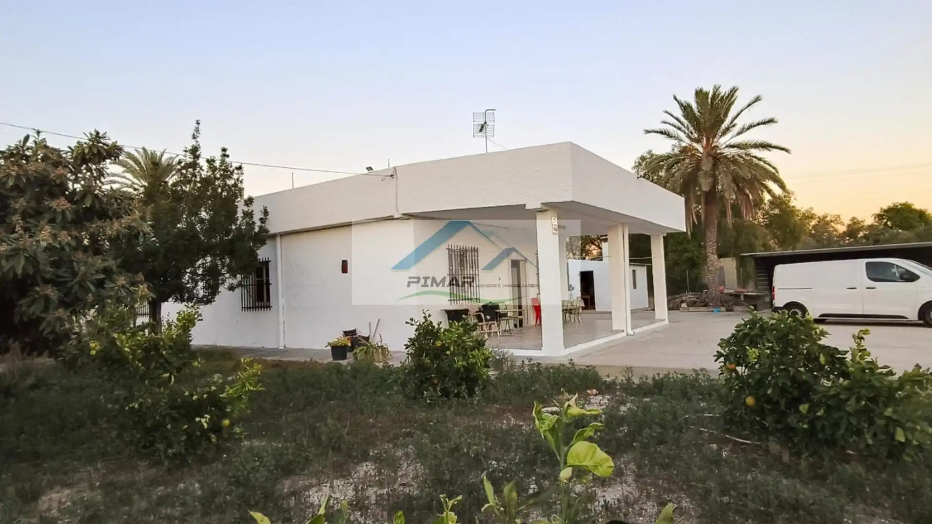 Exterior view of Houses for sale in Crevillent  with Heating, Swimming Pool and Balcony