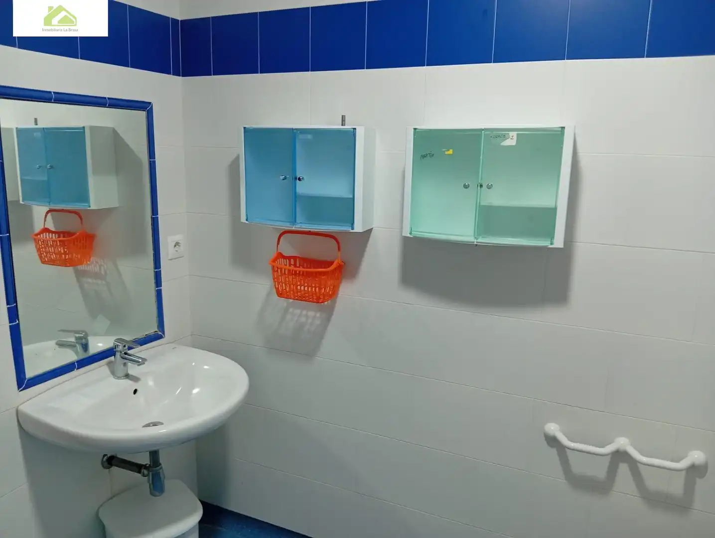 Badezimmer von Gebäude zum Verkauf in Gema
