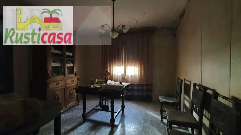 Sala de estar de Casa o chalet en venta en Baños de la Encina con Jardín privado