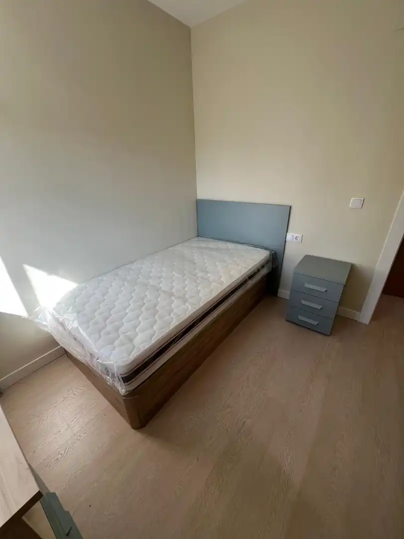 Schlafzimmer von Wohnung zur Miete in Jaén mit Klimaanlage, Möbliert und Ofen