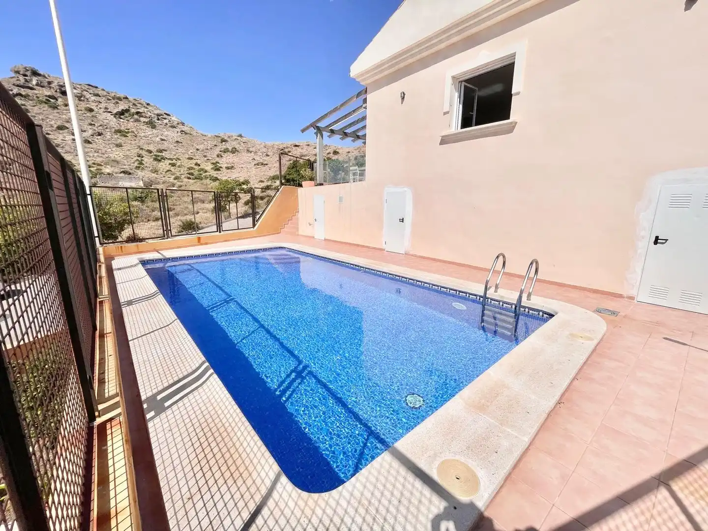 Piscina de Casa o chalet de alquiler en Cartagena con Aire acondicionado, Terraza y Amueblado