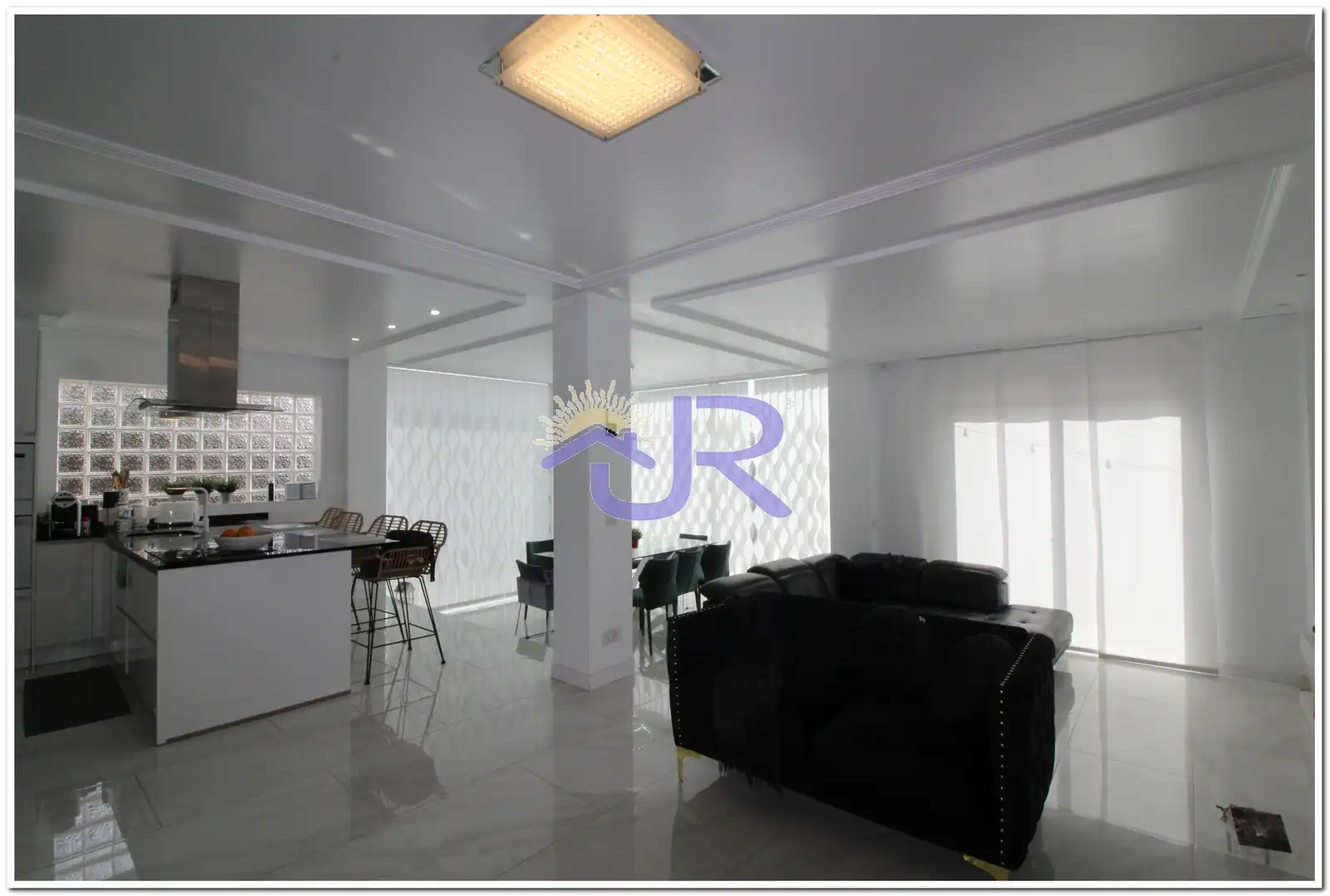 Living room of Houses for sale in Paracuellos de Jarama  with Air Conditioner, Private garden and Swimming Pool