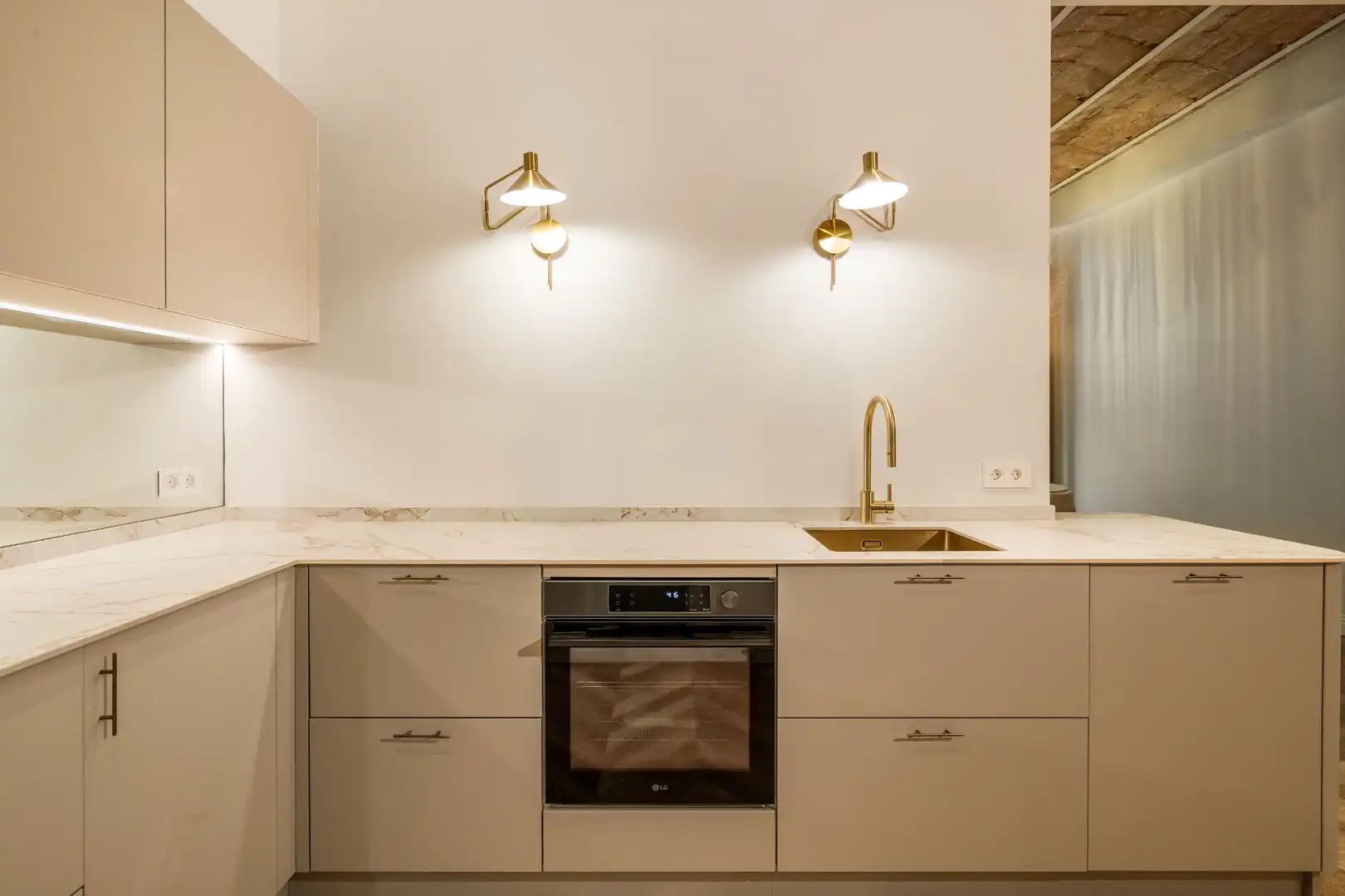 Cocina de Piso en venta en Barcelona con Aire acondicionado, Calefacción y Parquet