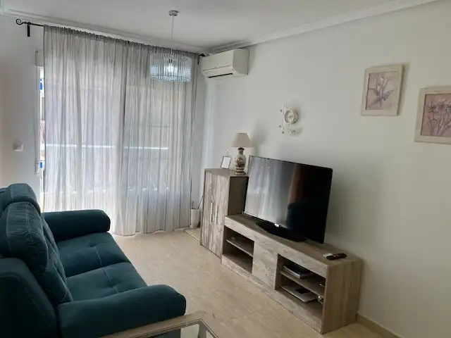 Sala de estar de Apartamento en venta en Guardamar del Segura con Aire acondicionado, Amueblado y Lavadora