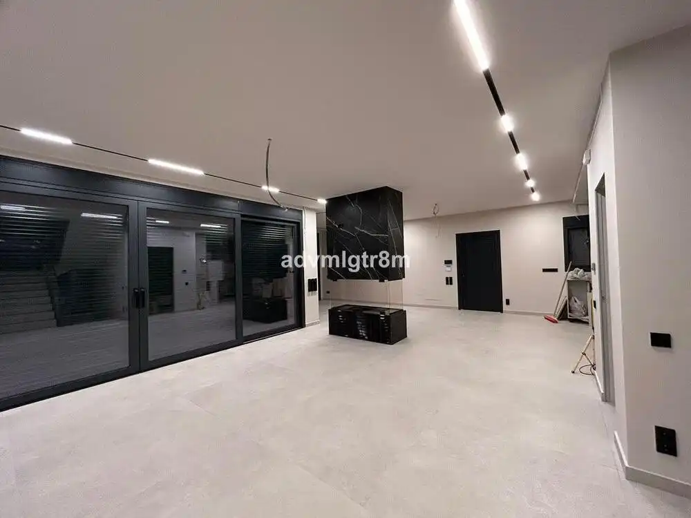 Casa o xalet en venda en Marbella amb Aire condicionat, Jardí privat i Terrassa