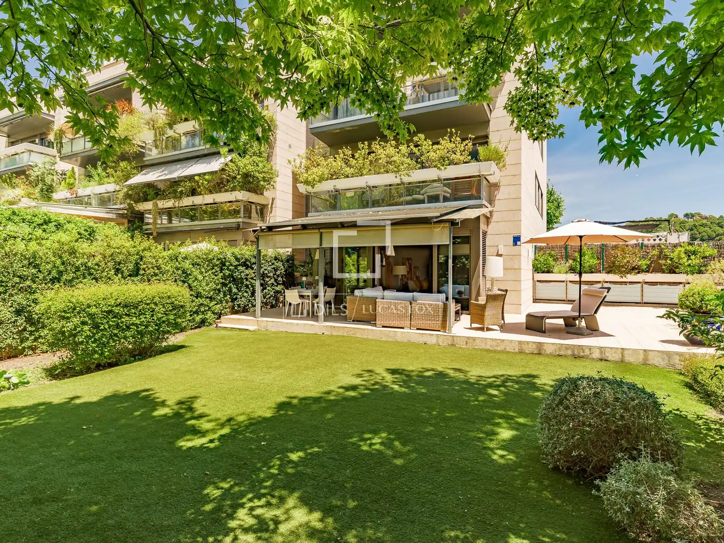 Jardín de Piso en venta en Barcelona con Aire acondicionado, Calefacción y Parquet