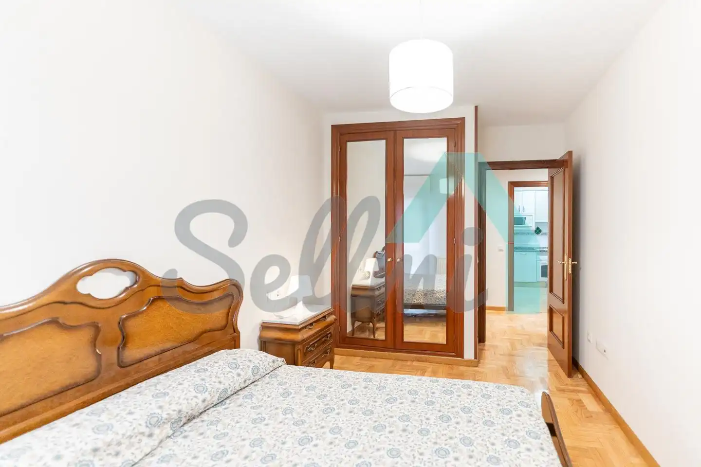 Bedroom of Flat for rent in Lugones