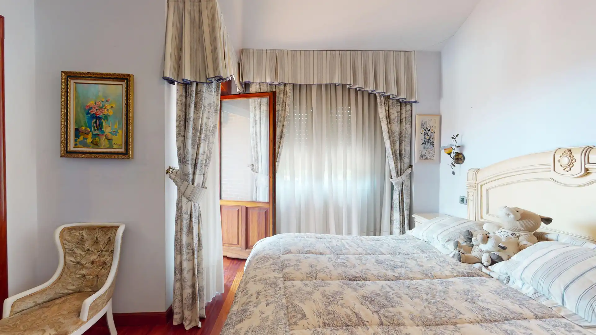 Habitación de Casa o chalet en venta en Castro-Urdiales con Calefacción, Terraza y Trastero