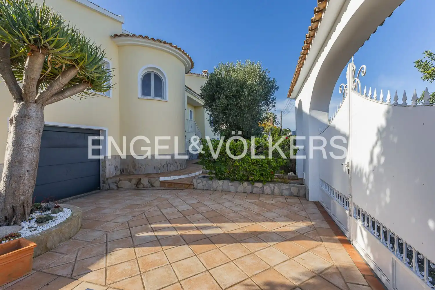 Exterior view of Houses for sale in Dénia  with Air Conditioner, Heating and Private garden