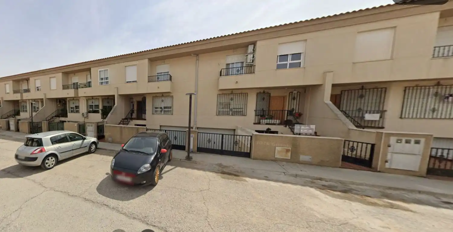 Vista exterior de Casa o chalet en venta en Hellín con Terraza, Trastero y Balcón