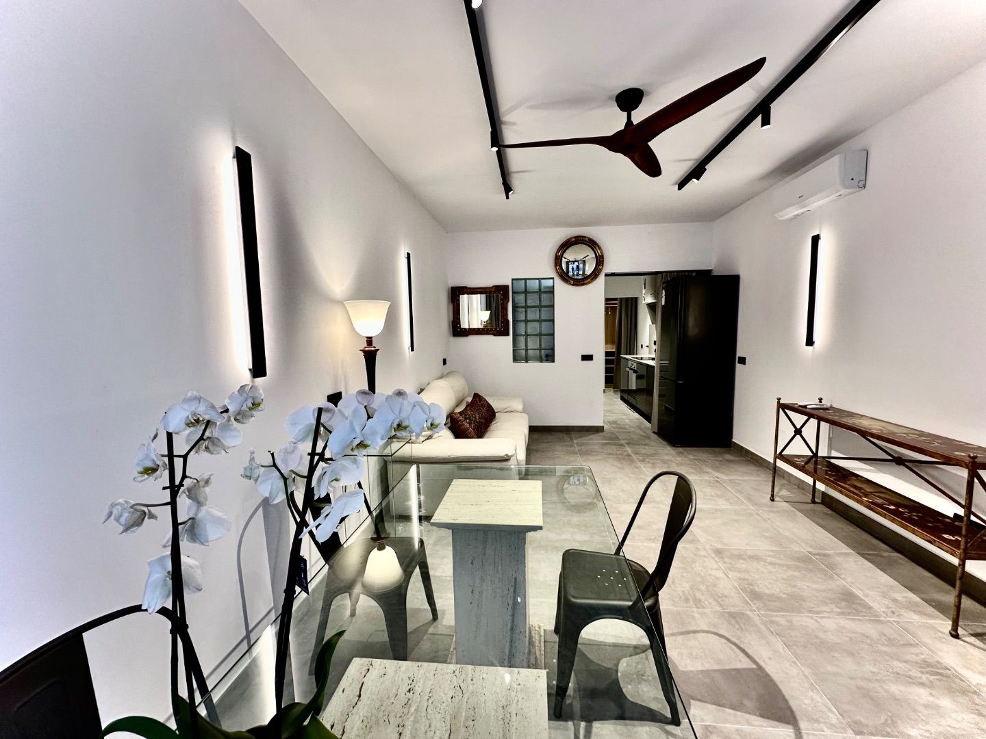 Sala d'estar de Oficina de lloguer en  Palma de Mallorca amb Aire condicionat, Moblat i Internet