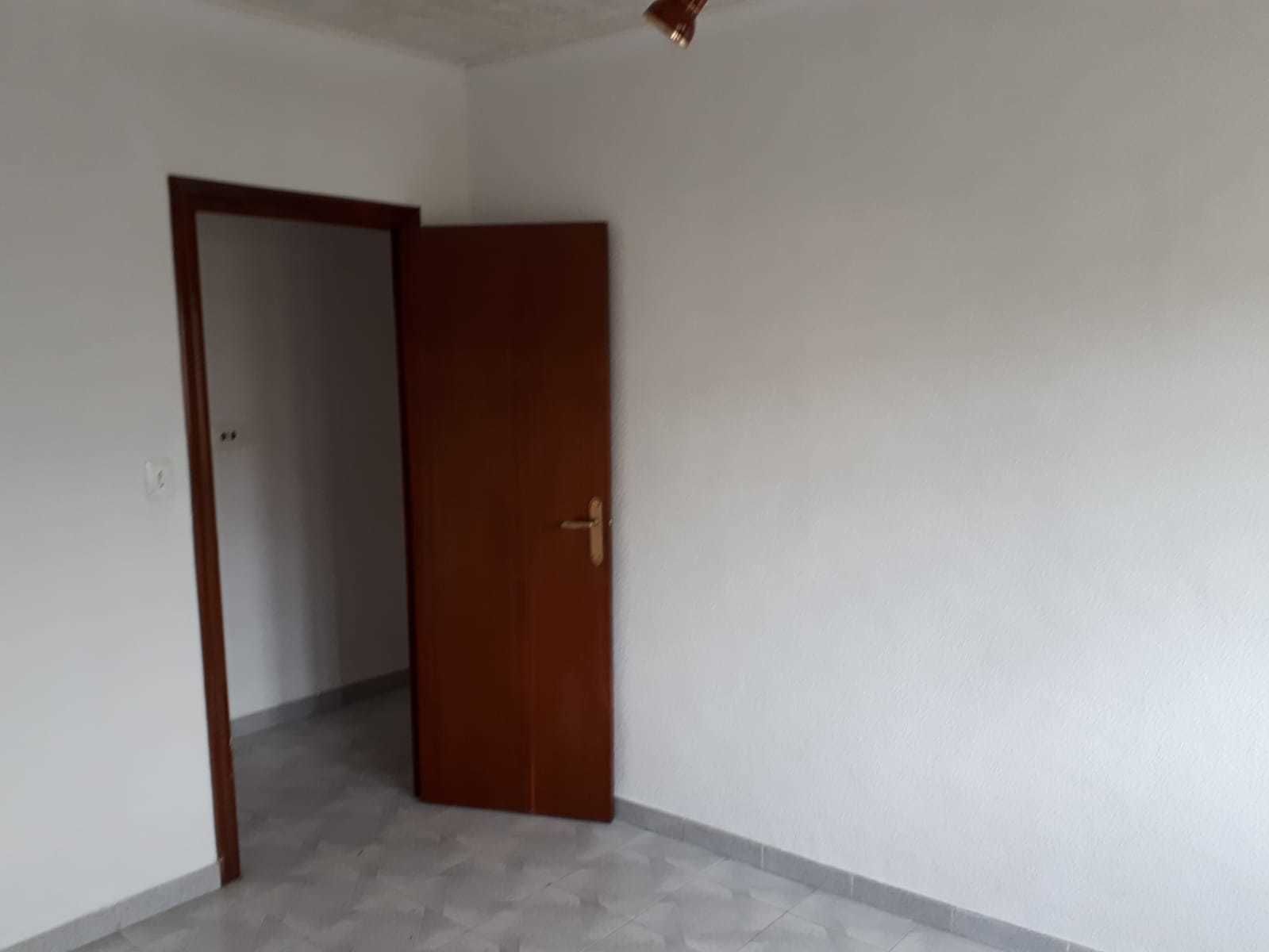 Habitación de Casa adosada en venta en Orihuela