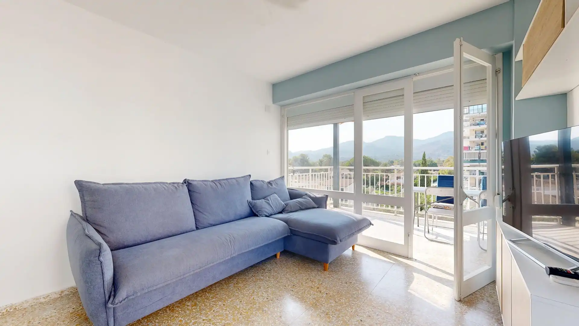 Sala de estar de Piso en venta en Benicasim / Benicàssim con Jardín privado y Terraza