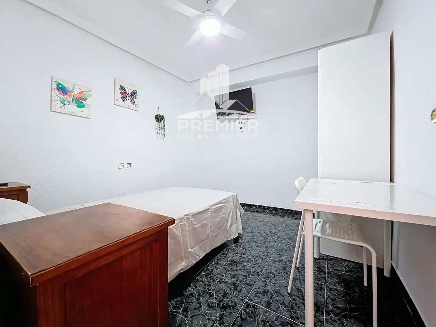 Wohnung zur Miete in Mariana Pineda, Plaza de Toros - Avenida Chapí - Trinquete
