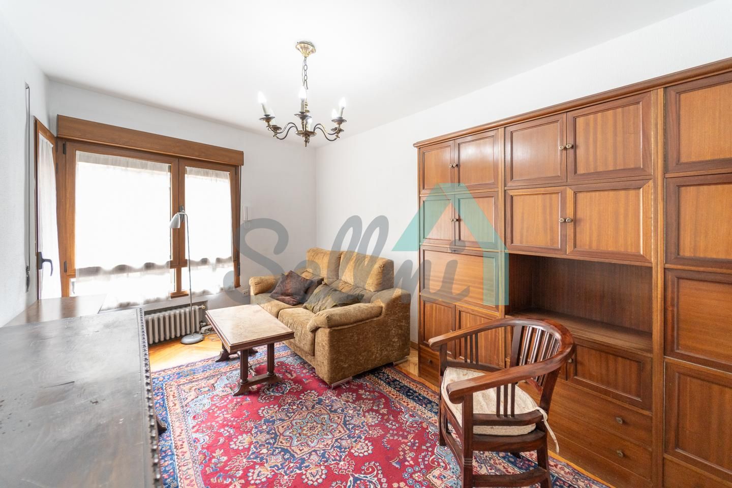 Living room of Flat to rent in Oviedo   with Heating, Parquet flooring and Terrace