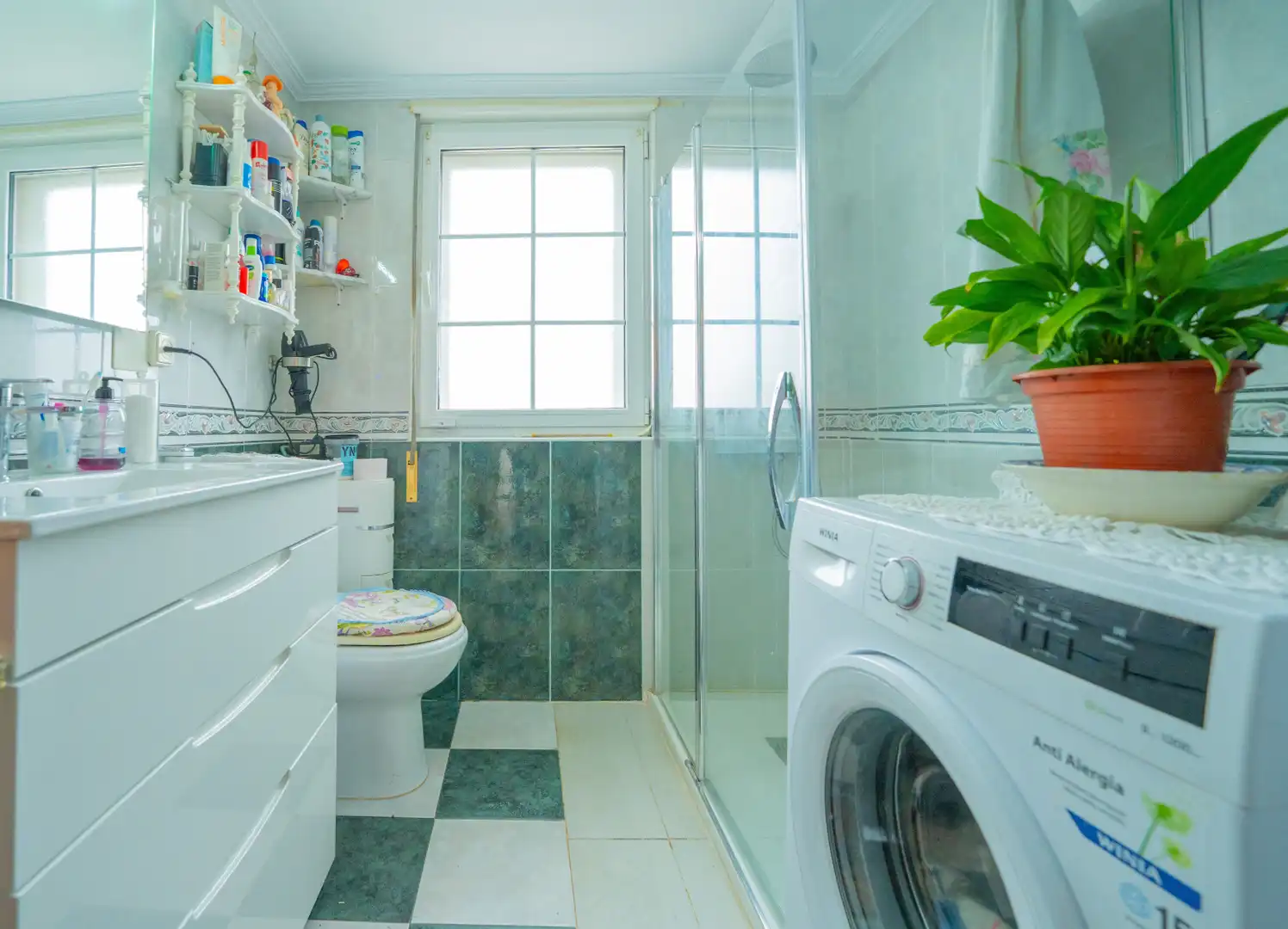 Bathroom of Houses for sale in Cueto