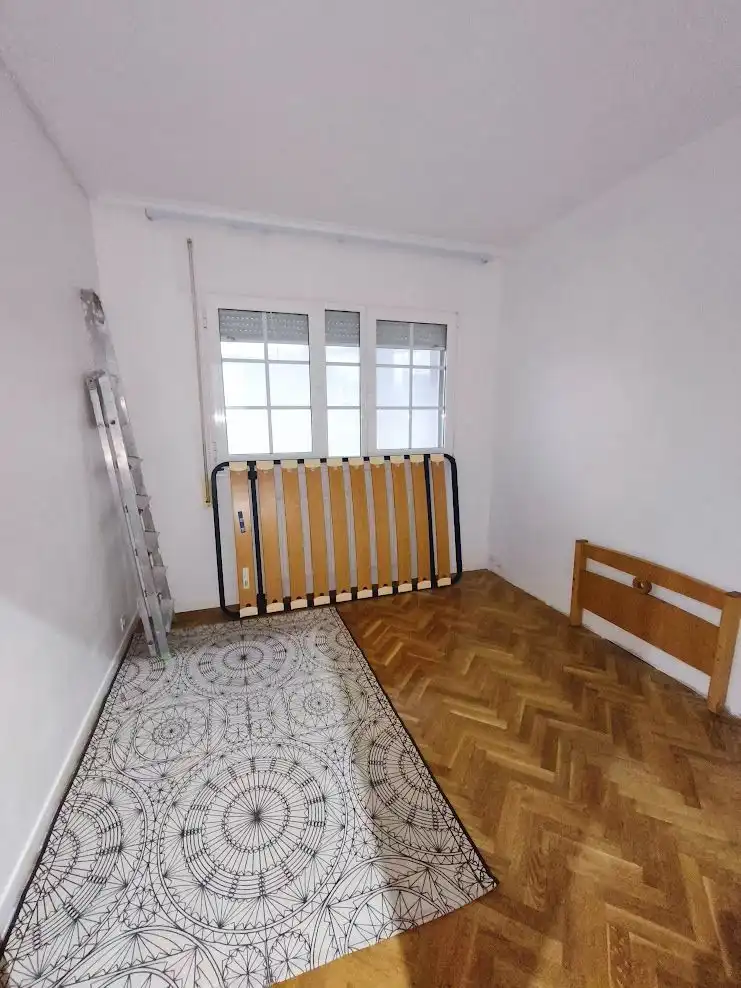 Dormitori de Casa o xalet de lloguer en A Coruña Capital  amb Calefacció, Jardí privat i Terrassa