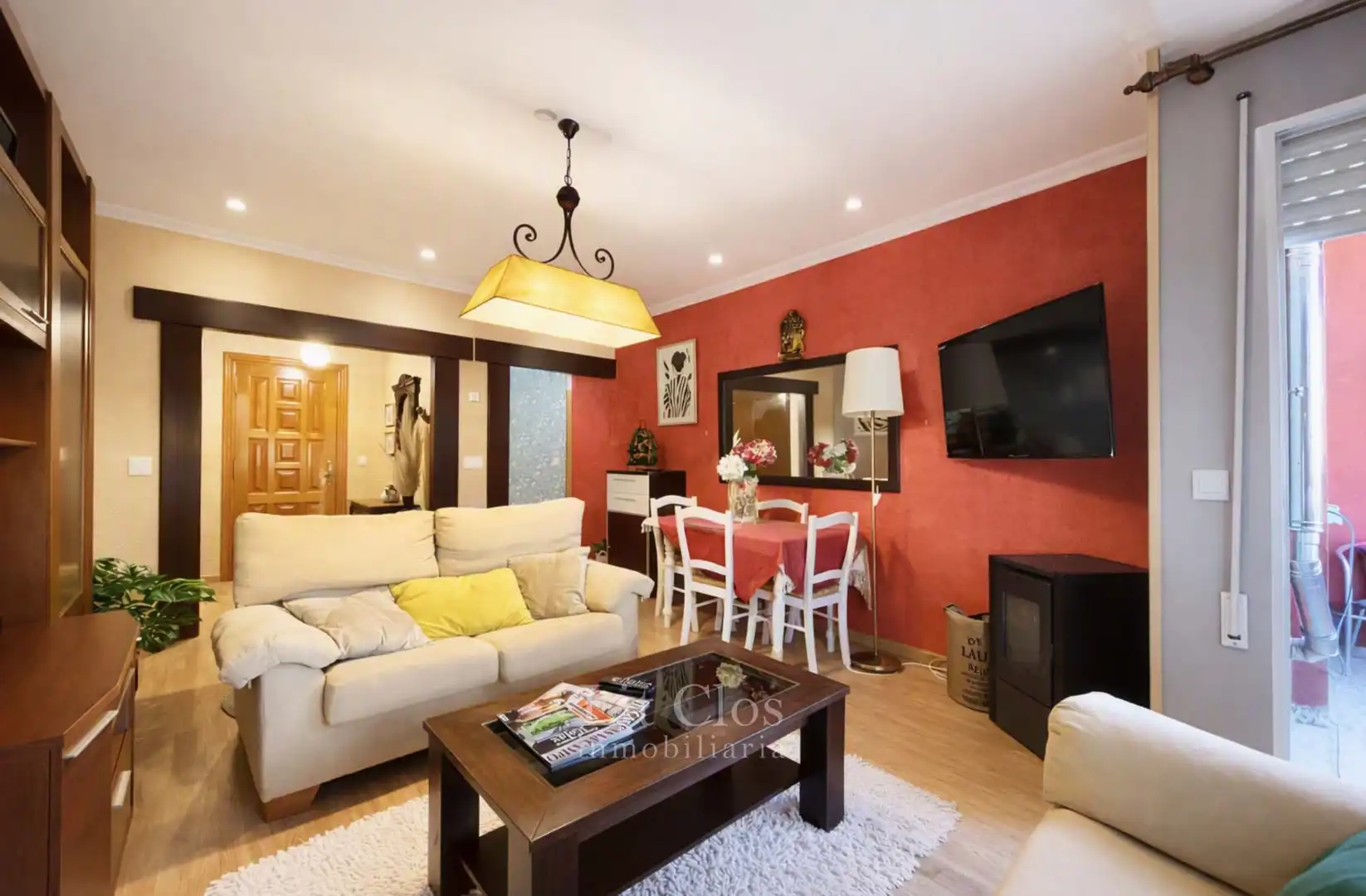 Living room of Flat for sale in A Rúa   with Heating, Terrace and Storage room