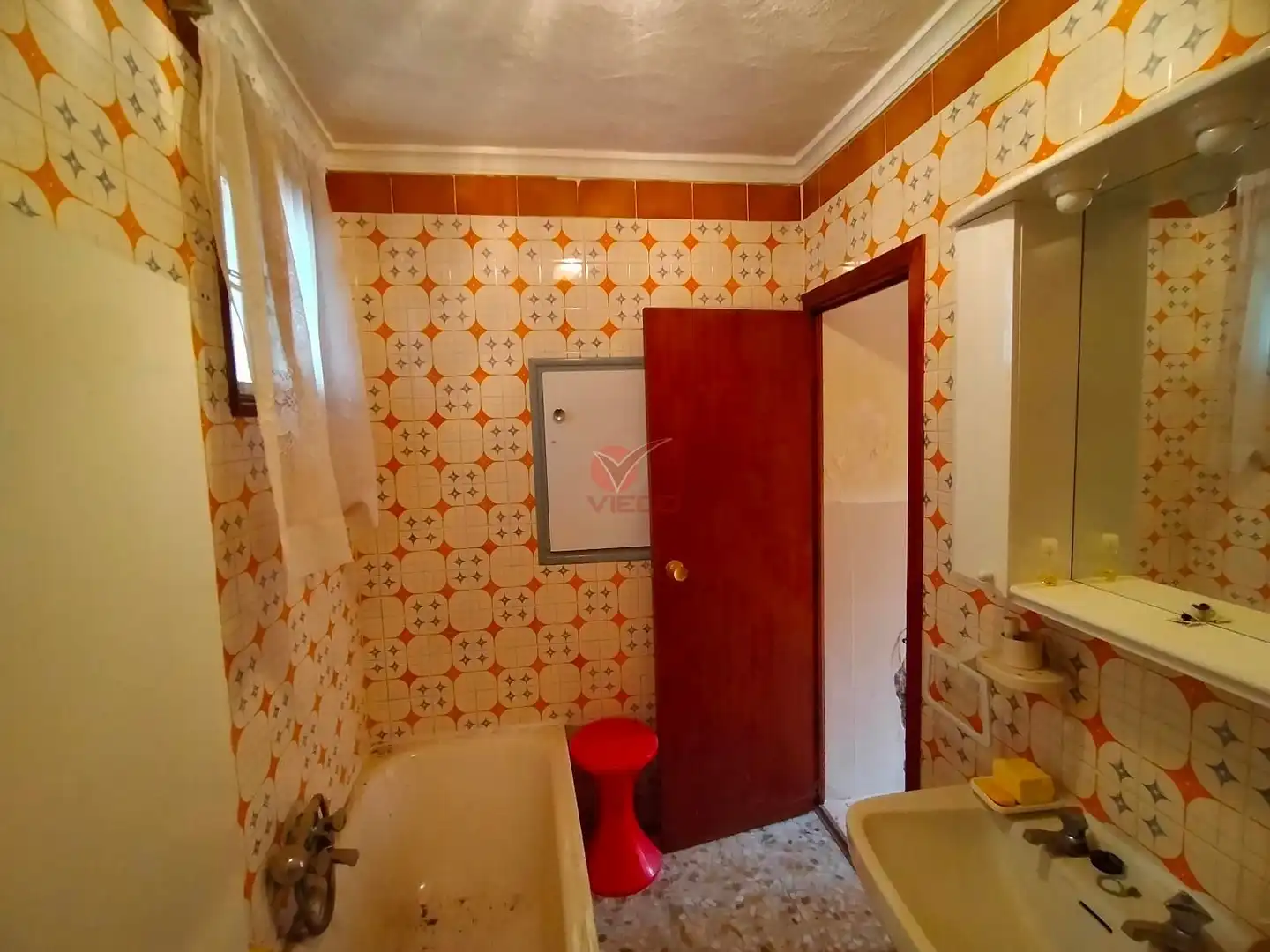 Bathroom of Houses for sale in Altarejos  with Heating and Storage room