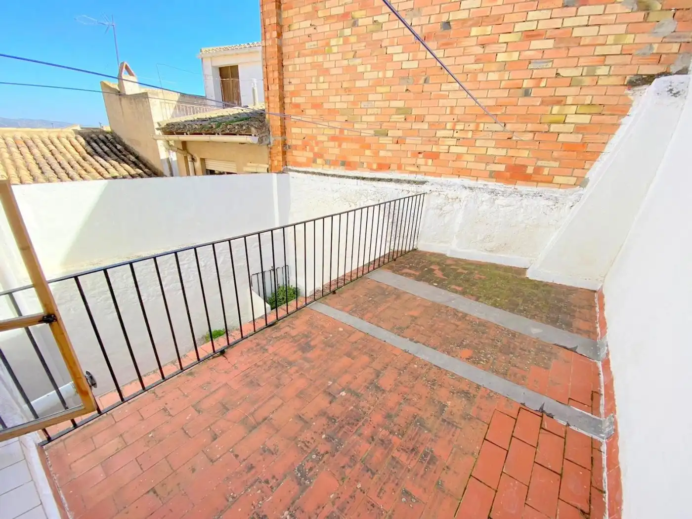 Terrace of Houses for sale in La Font de la Figuera  with Heating, Terrace and Storage room