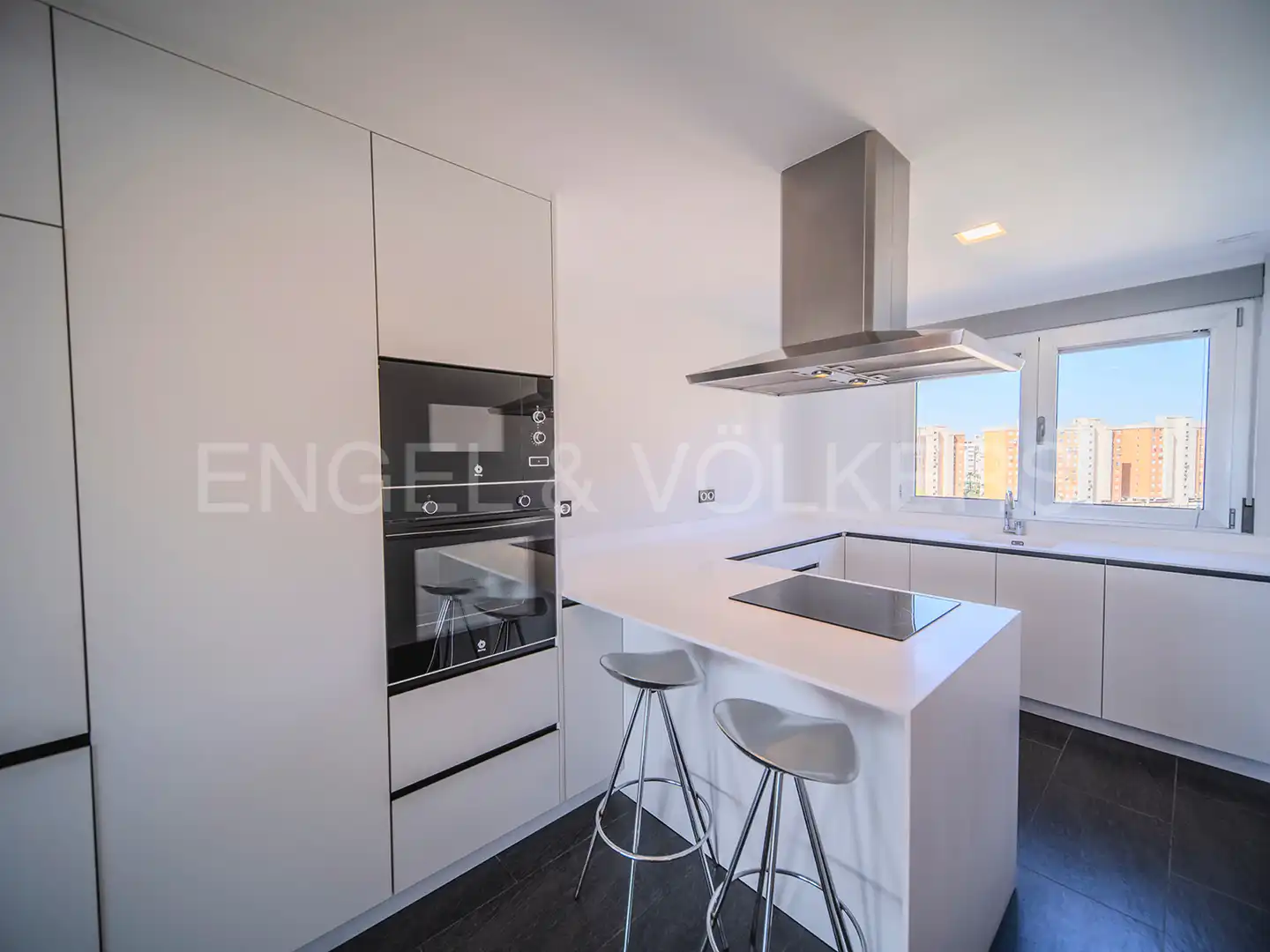 Cocina de Piso en venta en Alicante / Alacant con Aire acondicionado, Calefacción y Terraza
